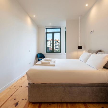 Chic Porto Hideaway: Pool & Garden Apartment Exterior photo